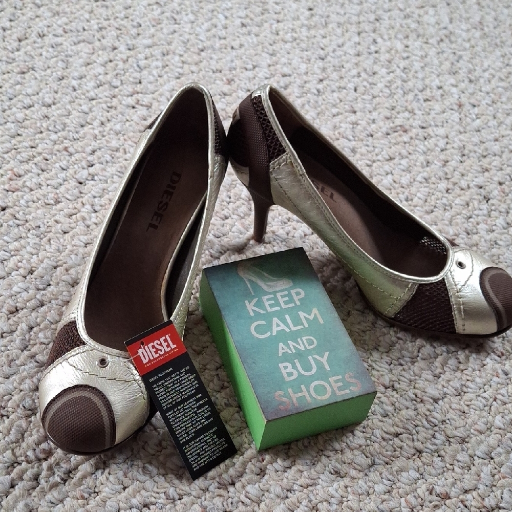 NIB Diesel Heels Gold And Brown Leather And Mesh Size 7 Cool Rubber Grip Toe Pad